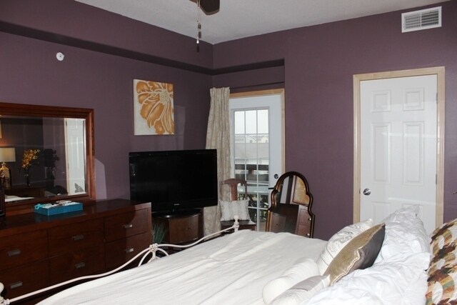 Building Photo - $1,450 | 3 Bedroom, 2 Bathroom Condo | Pet Friendly* | Available for July 1st, 2026 Move In!