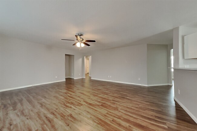 Building Photo - 16716 Foursquare Dr
