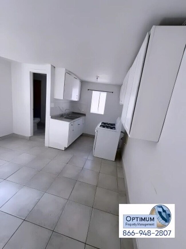 Building Photo - 16689 A St