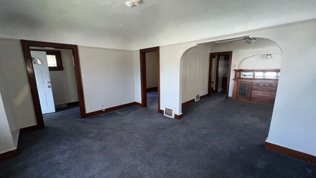 Building Photo - 3328 N 38th St