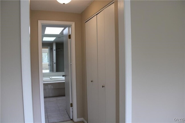 Building Photo - 4785 Huntwood Path