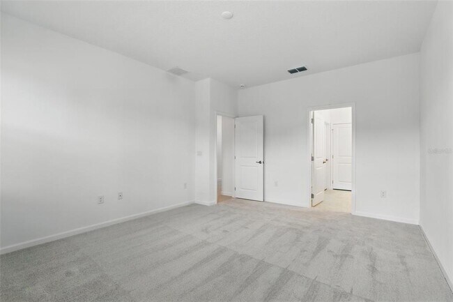 Building Photo - 251 Ballo Dr