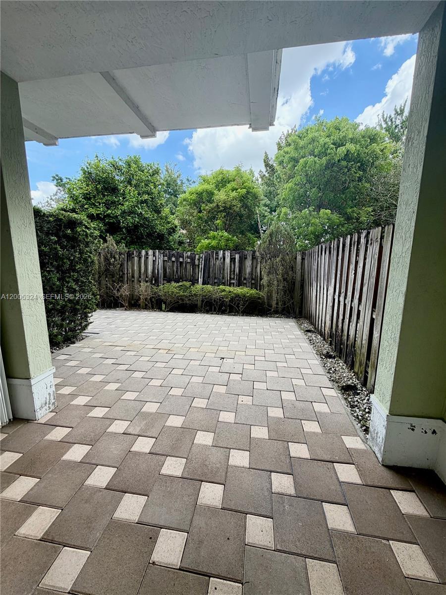 Building Photo - 10747 NW 76th Ln