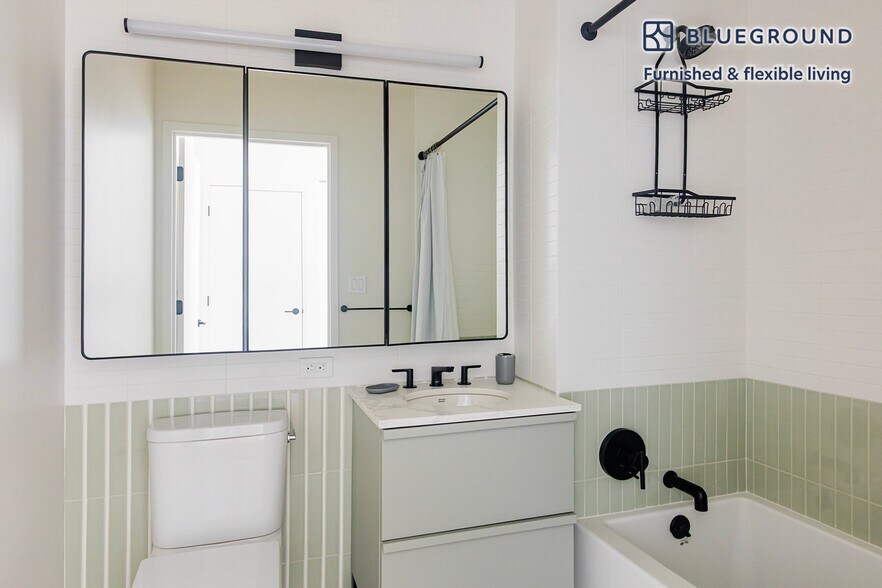 Building Photo - 159 Boerum St