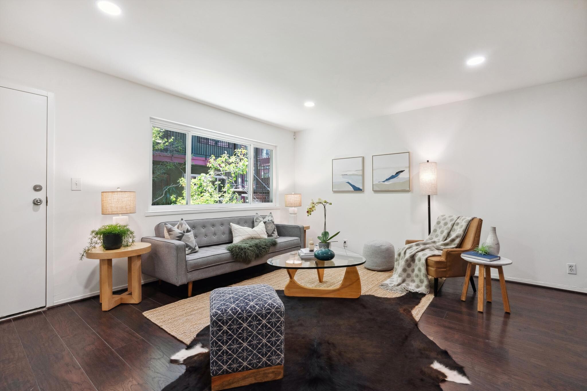 Building Photo - 6211 Telegraph Ave