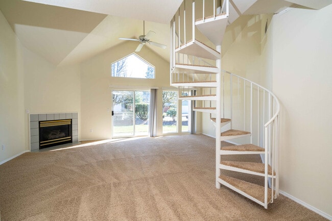 Building Photo - Spacious 2 Master Suites with Bonus Loft A...