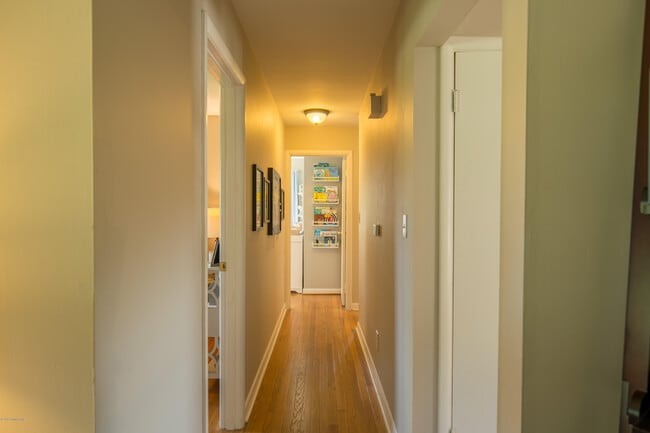 Building Photo - 4311 Kinloch Rd