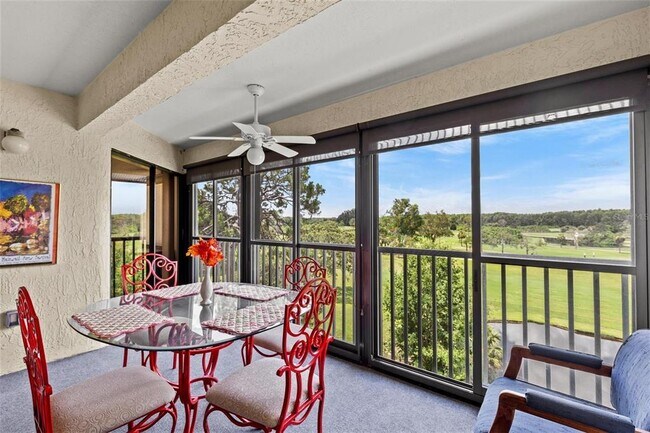 Building Photo - 1942 Golf View Dr