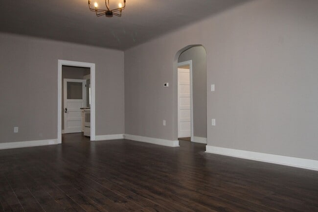 Building Photo - 4711 N Regal St