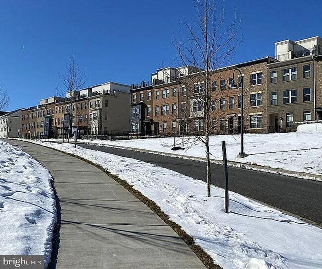 Primary Photo - 14325 Potomac Heights Ln