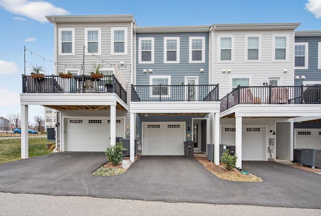 Building Photo - 3577 Stephensons Hl Ln