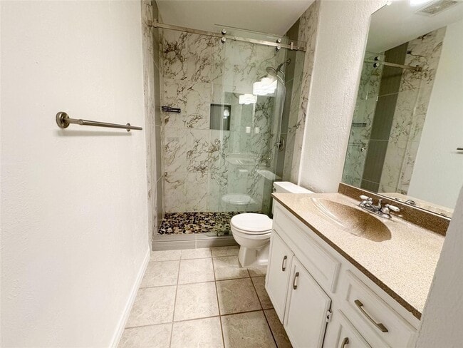 Building Photo - 11910 Stout Oak Trail