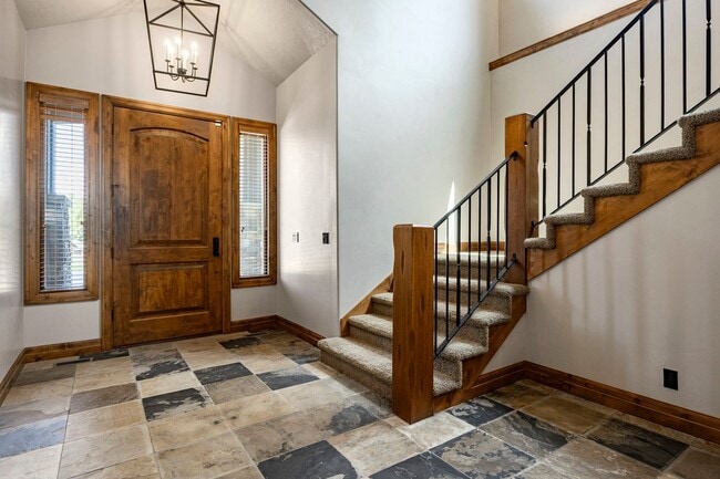 Building Photo - Luxury Mountain Retreat in Jeremy Ranch