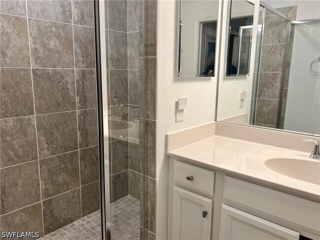 Building Photo - 9584 Trevi Ct