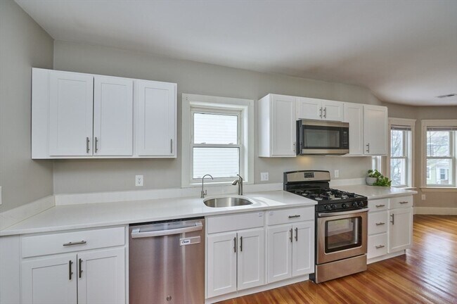 Building Photo - 22 Burget Ave