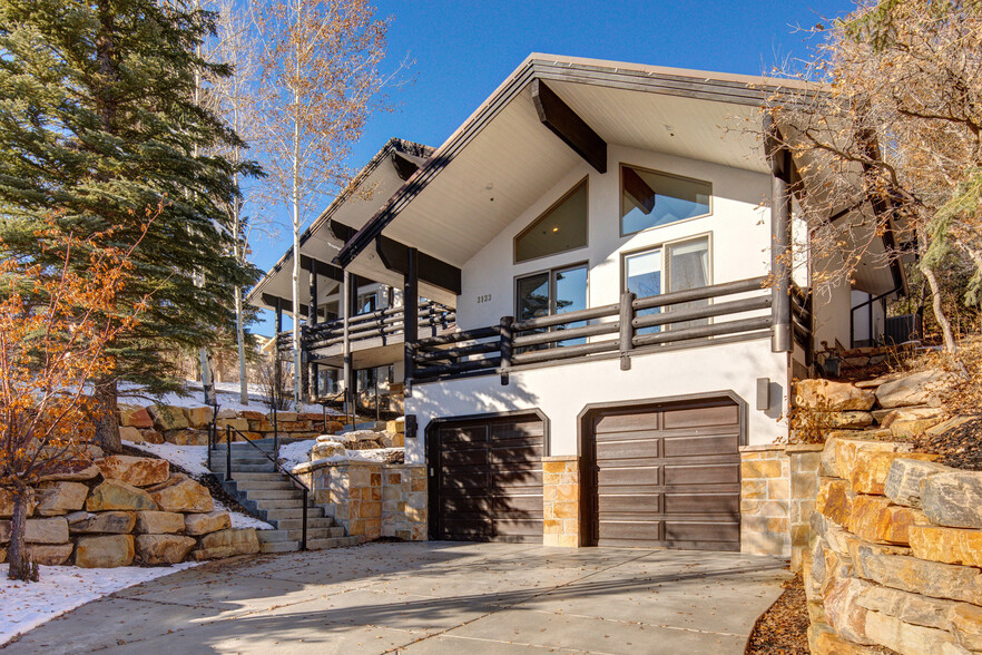 Primary Photo - 3133 Mountain Ridge Ct