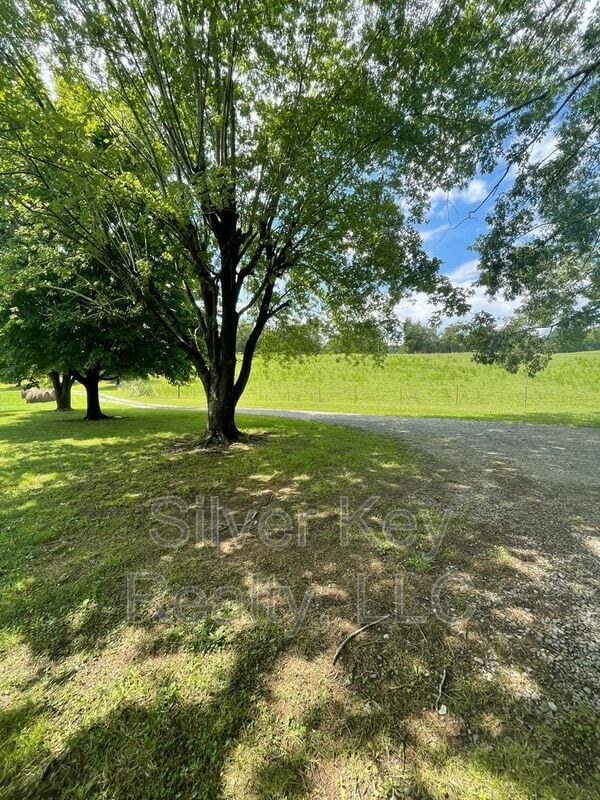 Building Photo - 227 Co Rd 121