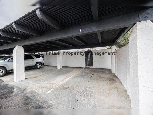 Building Photo - 5354 N 3rd Ave