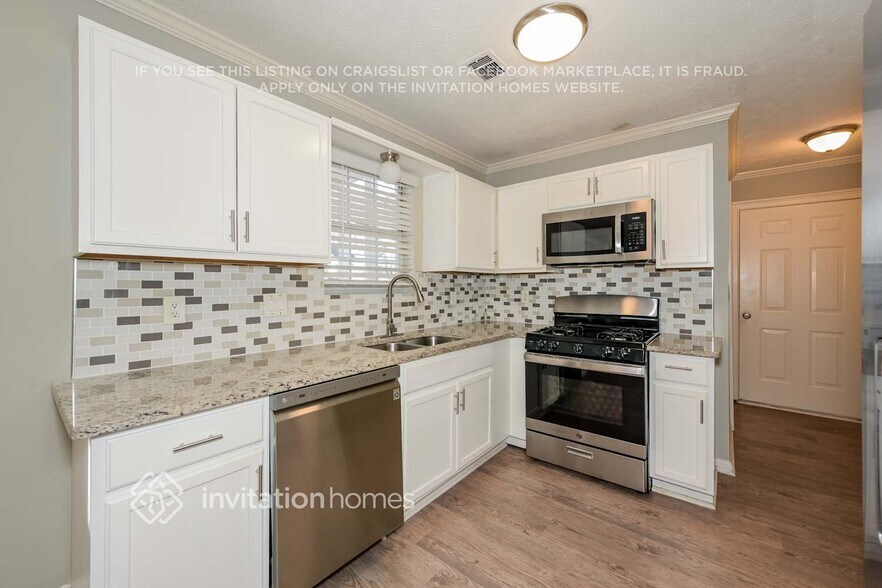 Building Photo - 2909 Sentinel Cir