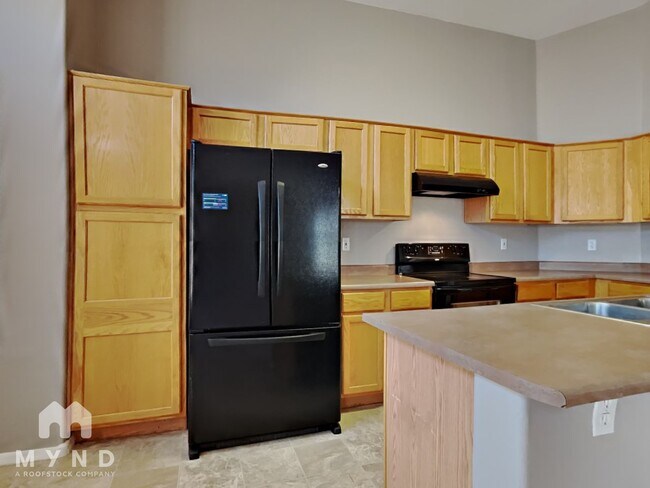 Building Photo - 15012 W Watson Ln