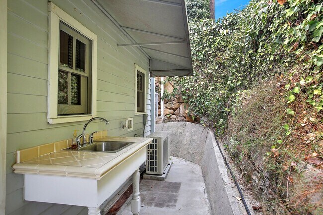 Building Photo - Picturesque Santa Barbara Country Cottage ...