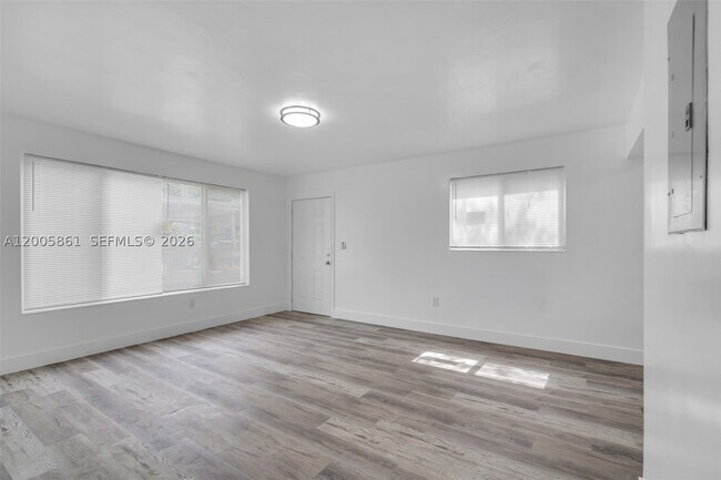 Building Photo - 265 NE 55th St