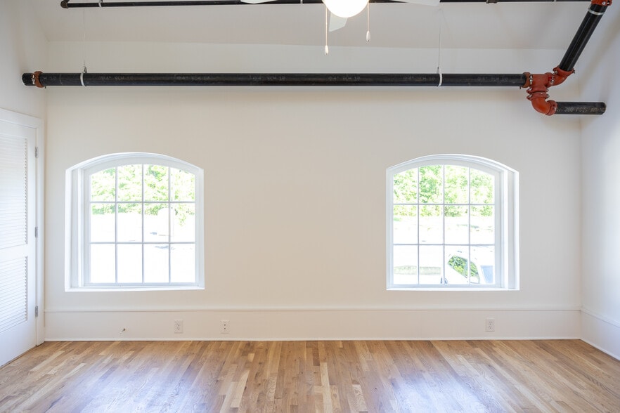 Building Photo - Overton Lofts