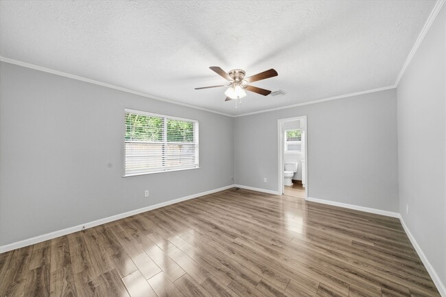Building Photo - 7019 Oak Bough Dr