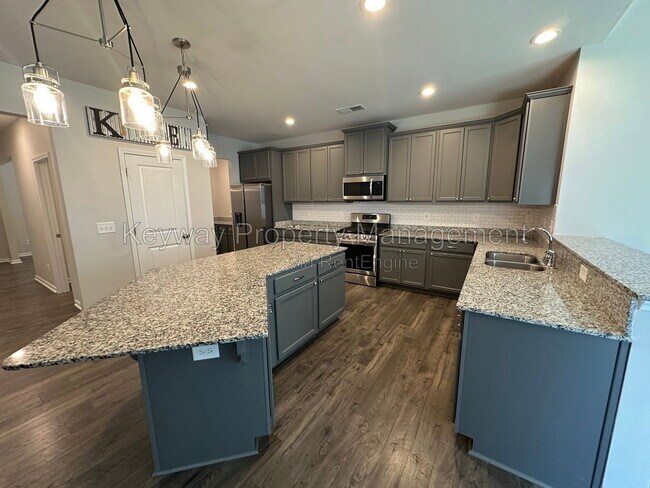 Building Photo - 6064 High Top Ln