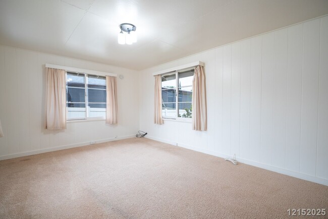 Building Photo - PEARL CITY — $3295 Kaleilani St | 3BR / 1 BA Single-Family Home