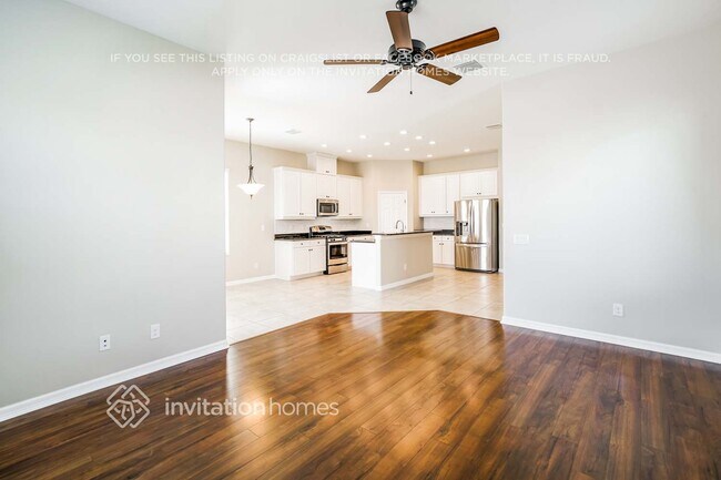 Building Photo - 11118 Great Neck Rd