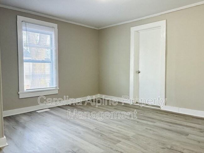 Building Photo - 1409 Ware Ave