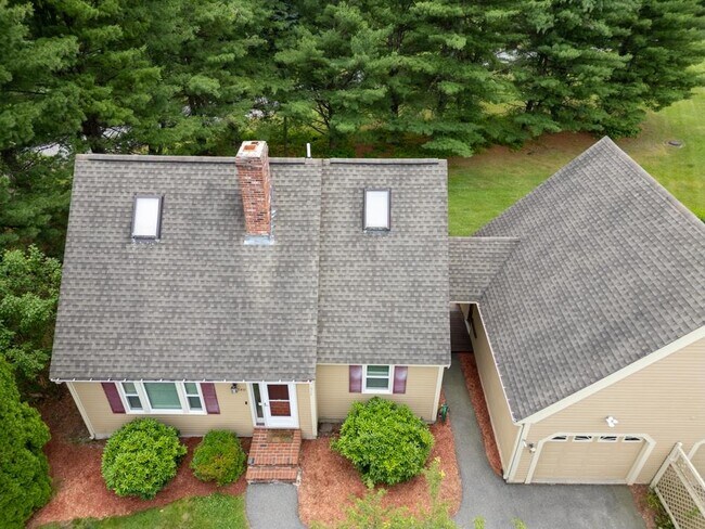 Building Photo - 246 Winding Pond Rd