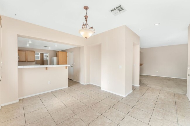 Building Photo - 3955 Palm Beach St