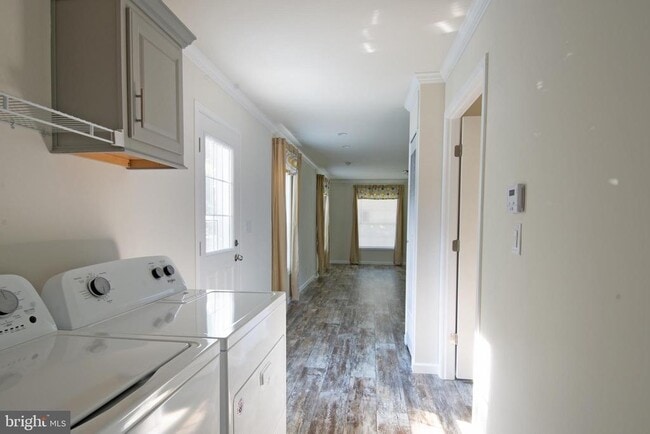 Building Photo - 1679 S State St