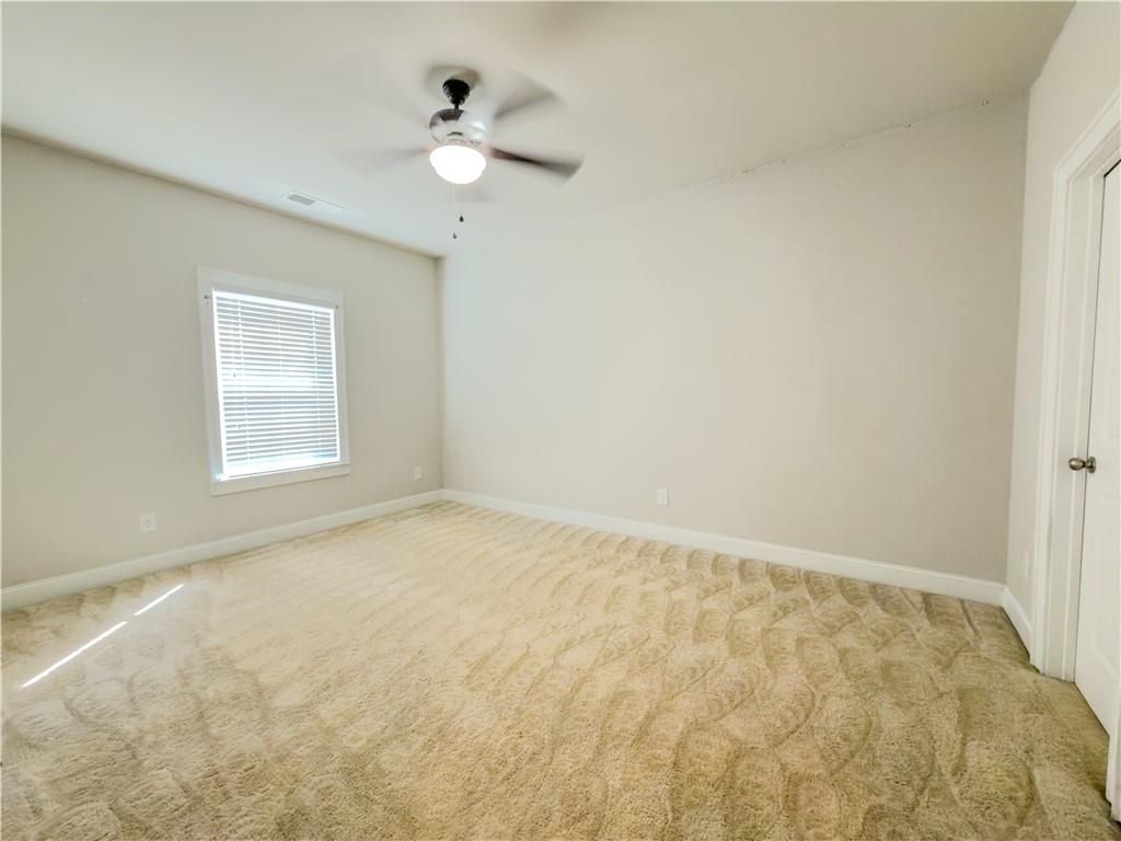 Building Photo - 4844 Albany Wy