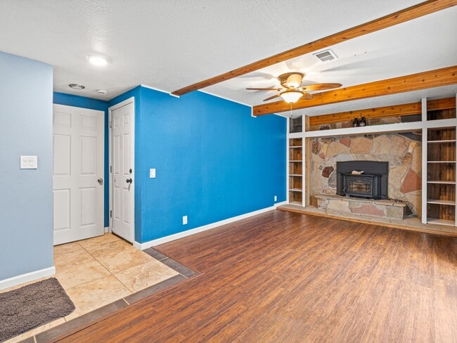 Building Photo - 8822 S Balsam St