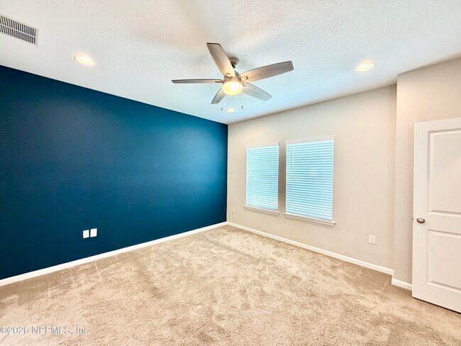 Building Photo - 417 Pine Bluff Dr