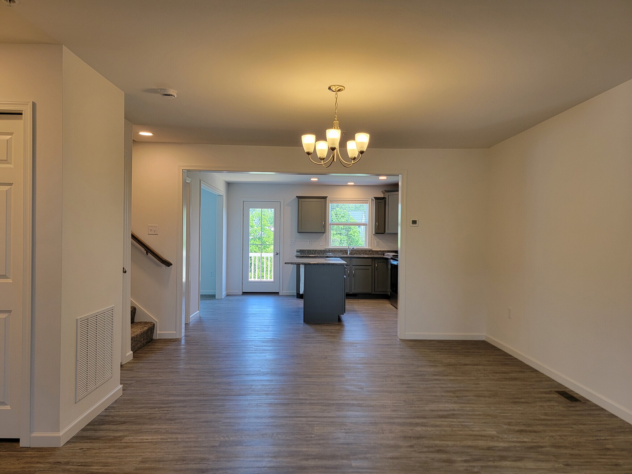 Building Photo - 2133 S Autumn Chase Dr
