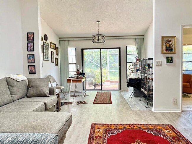 Building Photo - 10952 Roebelini Palm Ct