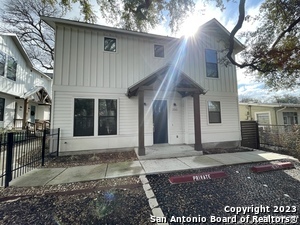 Primary Photo - 204 Melrose Pl