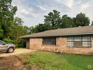 Building Photo - 2171 Red Bird Ln