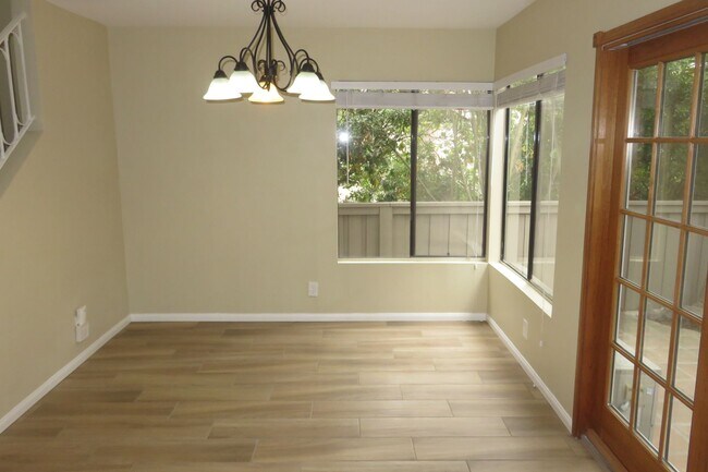 Building Photo - Townhome for Rent — La Jolla Village, South Point Community