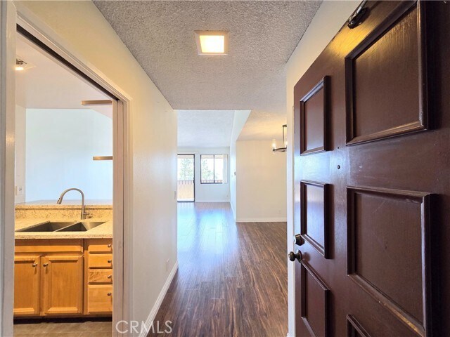 Building Photo - 4170 Elm Ave