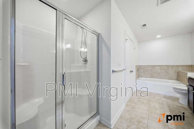 Building Photo - 4304 Cattail Ln