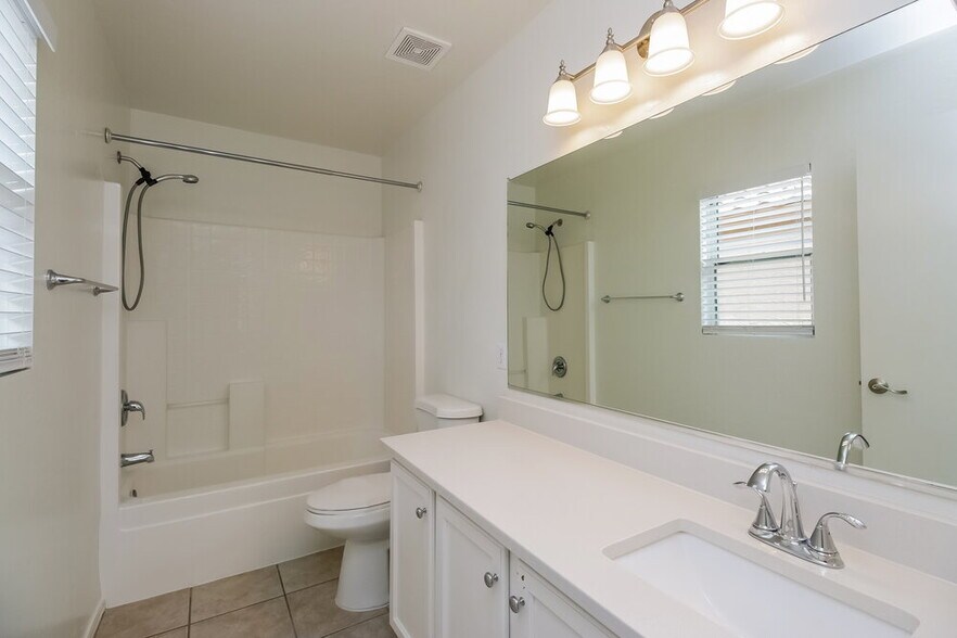 Building Photo - 2377 E San Manuel Rd