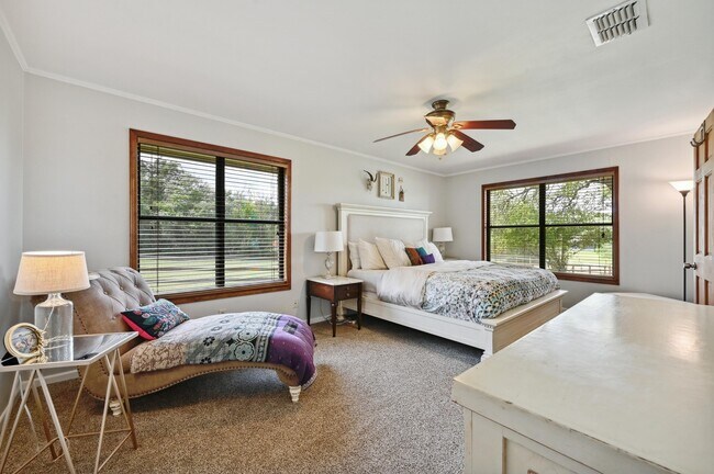 Building Photo - 9209 Rock Way Dr