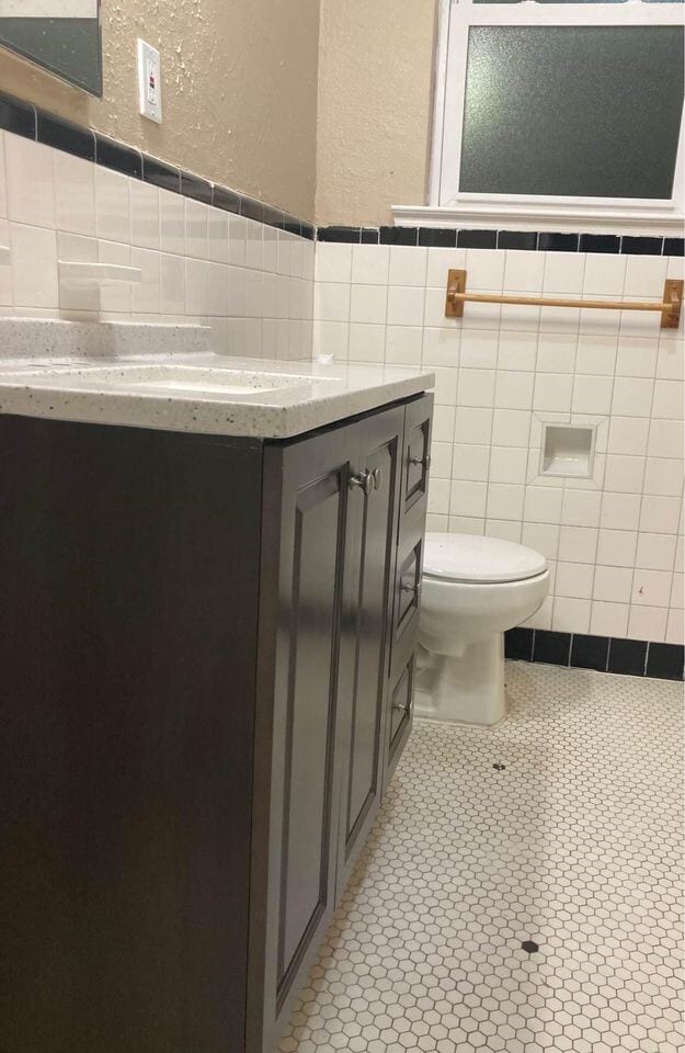 Building Photo - 112 Pineview Dr