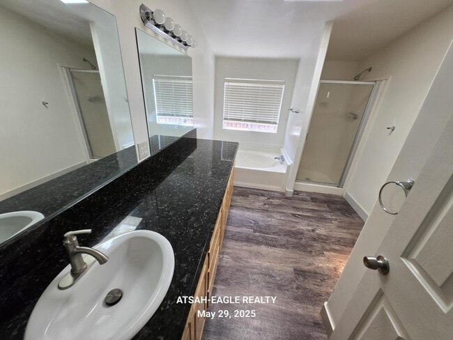 Building Photo - 853 Sandpiper Dr