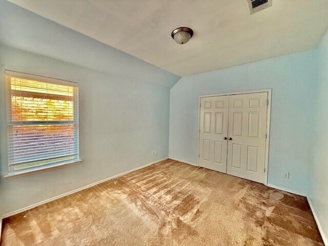 Building Photo - 8720 Flying Ranch Rd